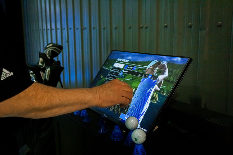 Full Swing Golf Simulator - Let it Snow Golf